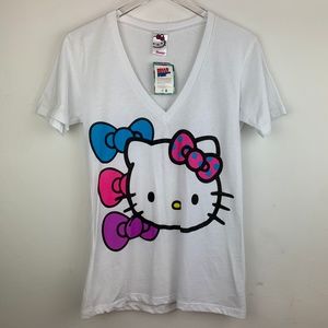 HELLO KITTY — White Polka Dot Graphic V-Neck Tee M
